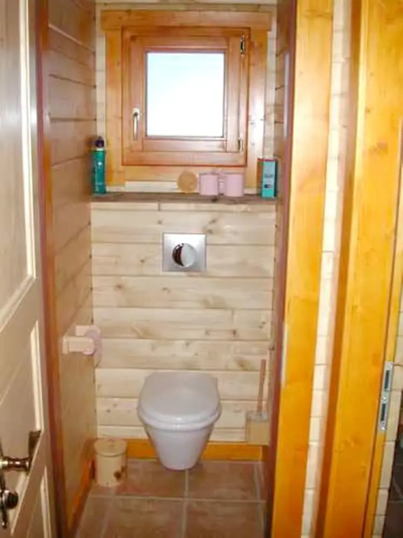 Chalet With 3 Bedrooms in La Léchère, With Wonderful Mountain View and Furnished Garden