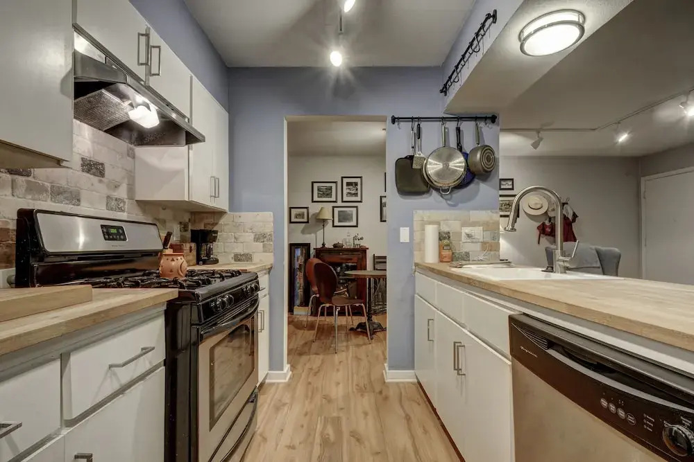 Austin Condo in Hip Travis Heights - 1 Br condo by RedAwning