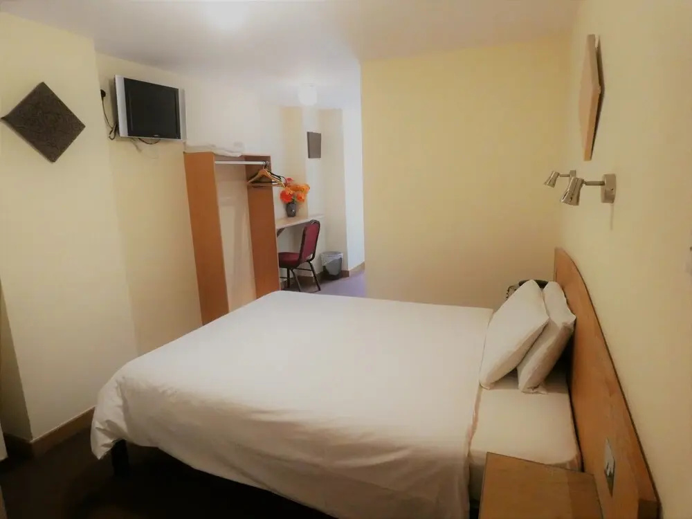 Hounslow Central Hotel