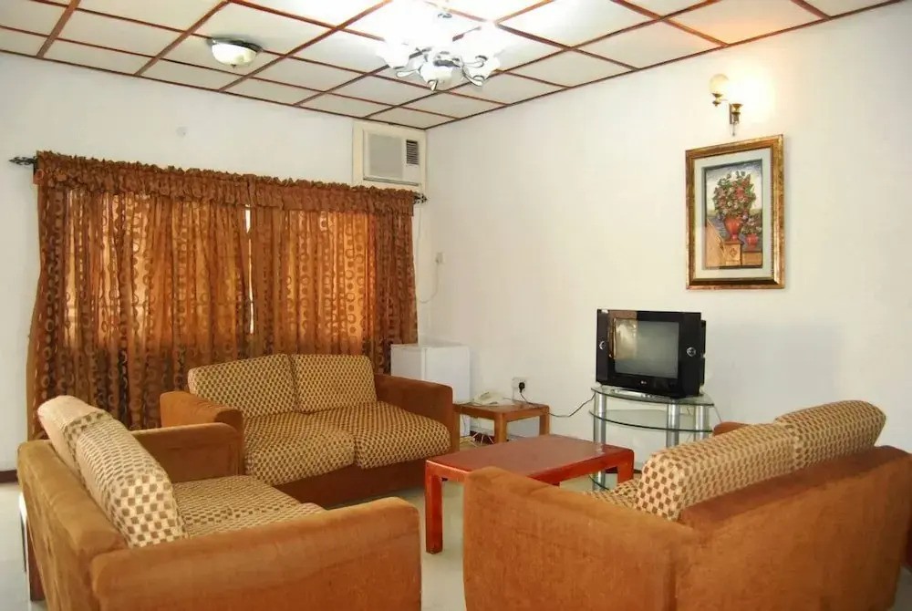Piccadilly Suites