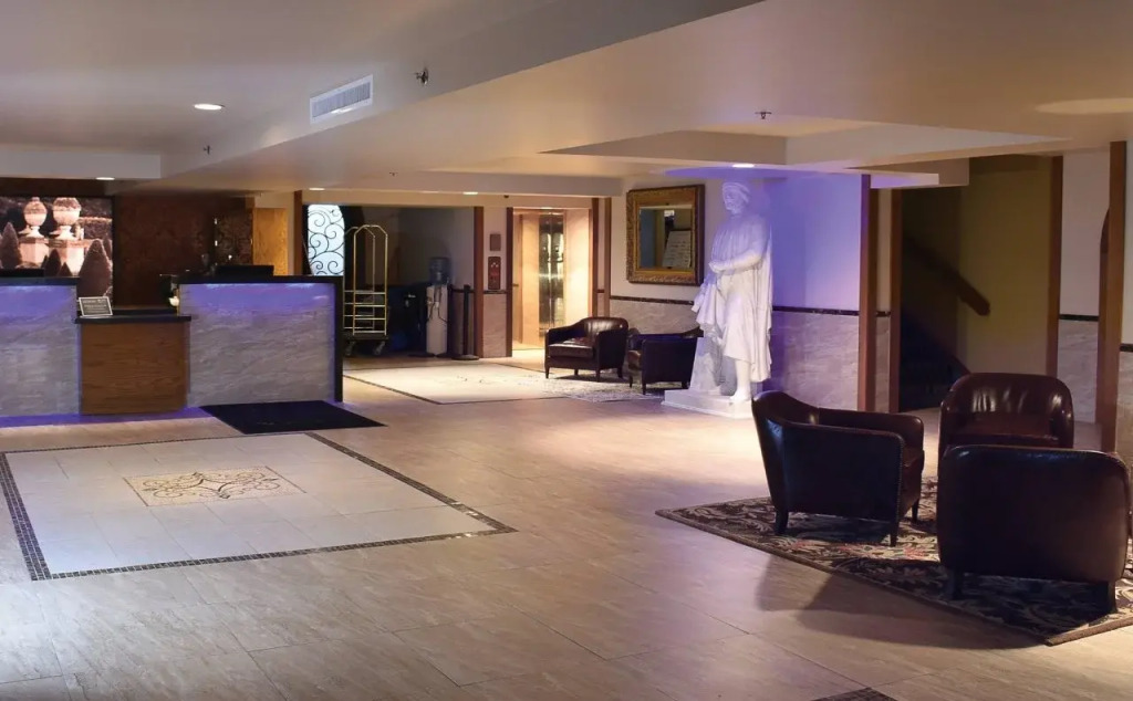The Fontana Hotel