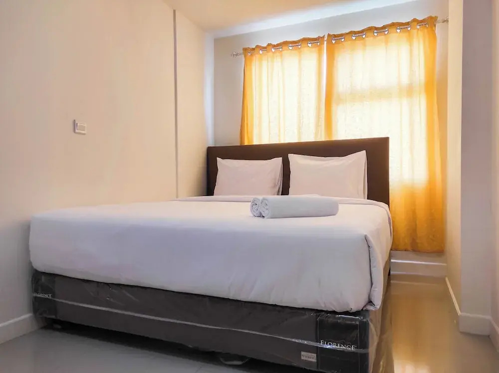 Luxurious 1BR at Vida View Makassar Apartment By Travelio