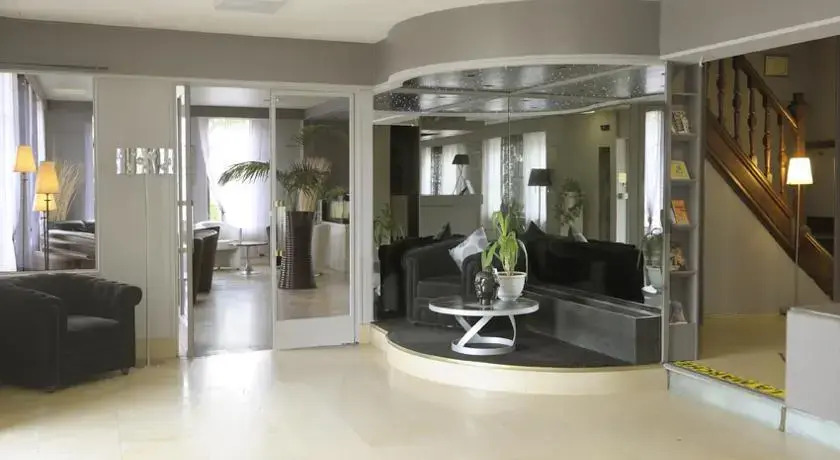 Modern Hotel