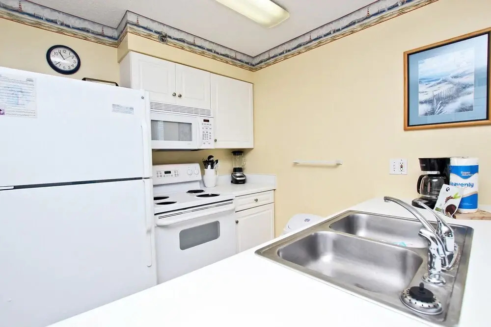 Tradewinds 901 by Youngs Suncoast
