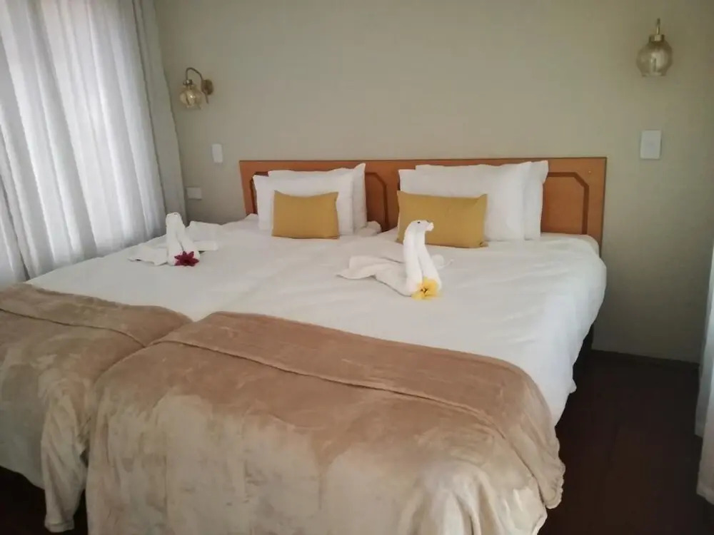 Ananda Lodge