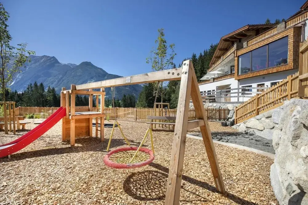 Serene Chalet in Neukirchen near Wildkogel Ski Arena