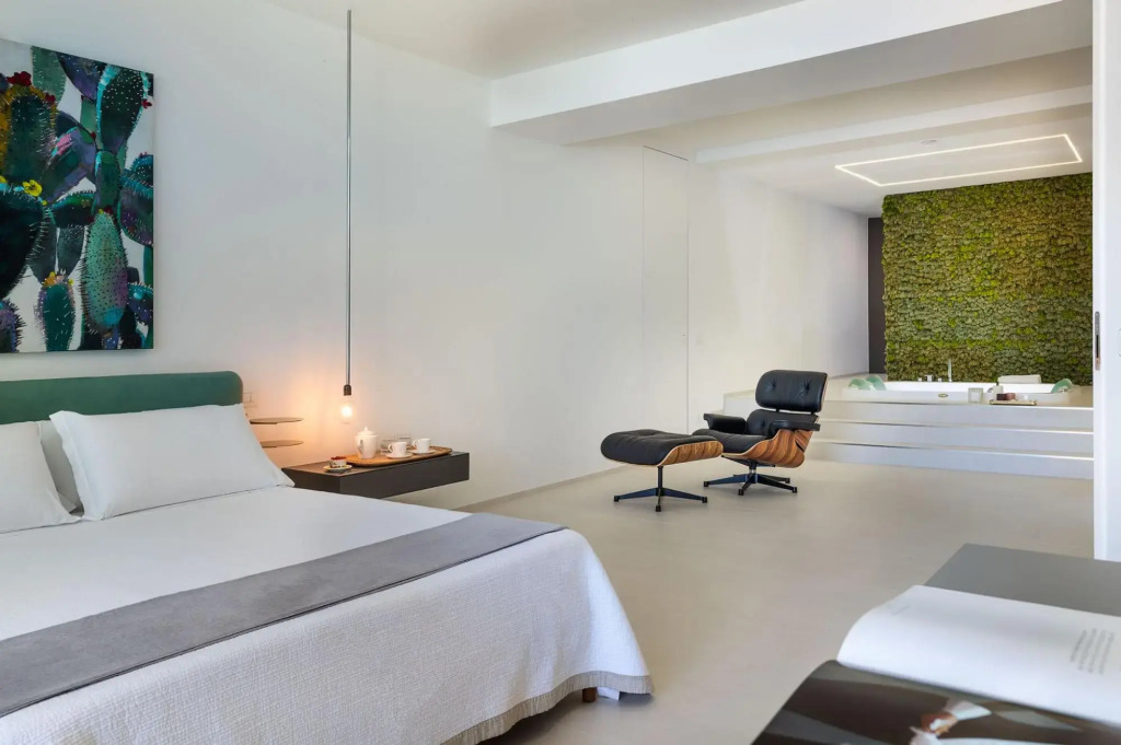 Luxury Villa near Taormina. Pool, gym and welness area.-VILLA CONTEMPORANEA