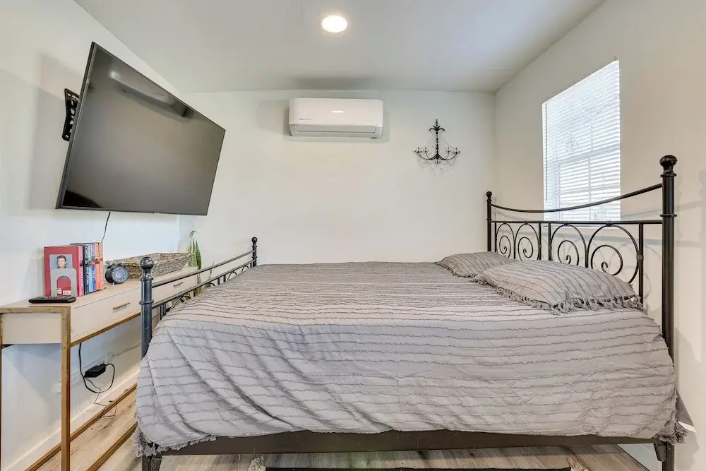 Modern Tiny Home ~ 5 Mi to Downtown Phoenix!