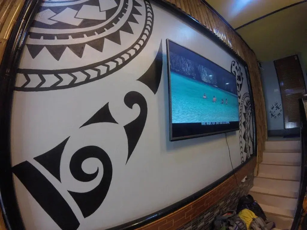 Coma Hostel and Travel Agency(โคมา เลาจน์ แอนด์ โฮสเทล)