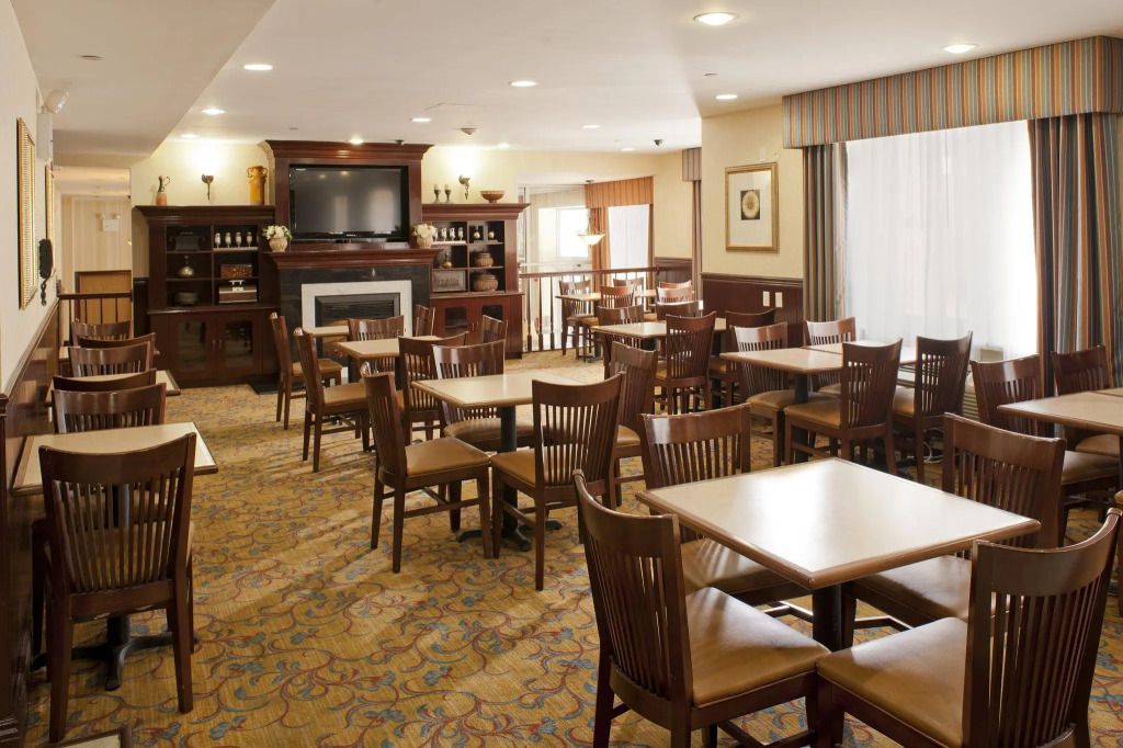 Queens County Inn and Suites Long Island City