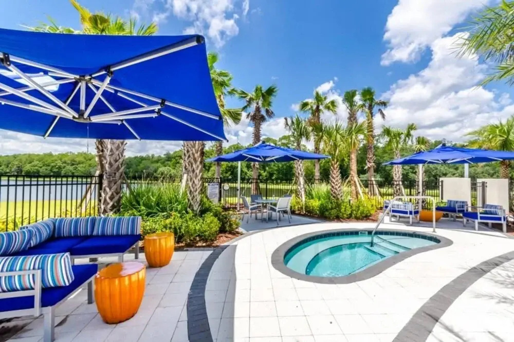 6BR Luxury Home With BBQ and Private Pool