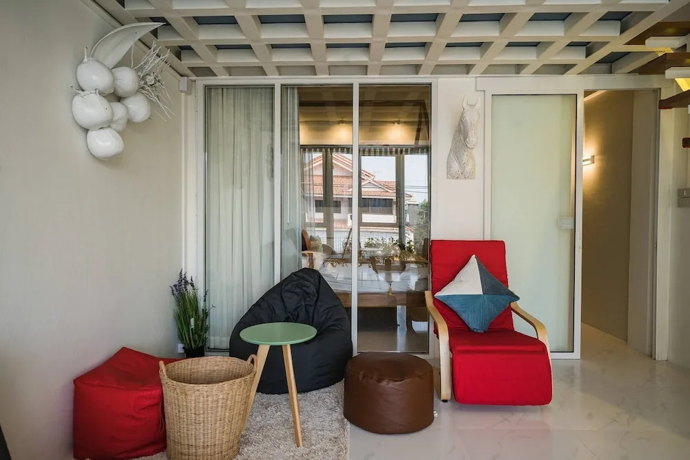 Contemporary Loft in the Heart of Chiang Mai - 5 Mins From Nimman