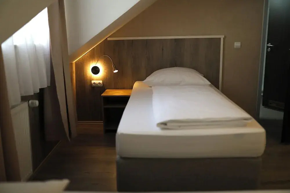 Skyline Hotel