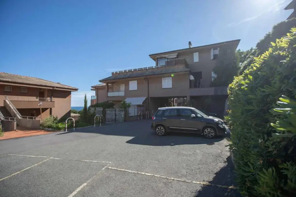 Ginestre Apartment few min From sea