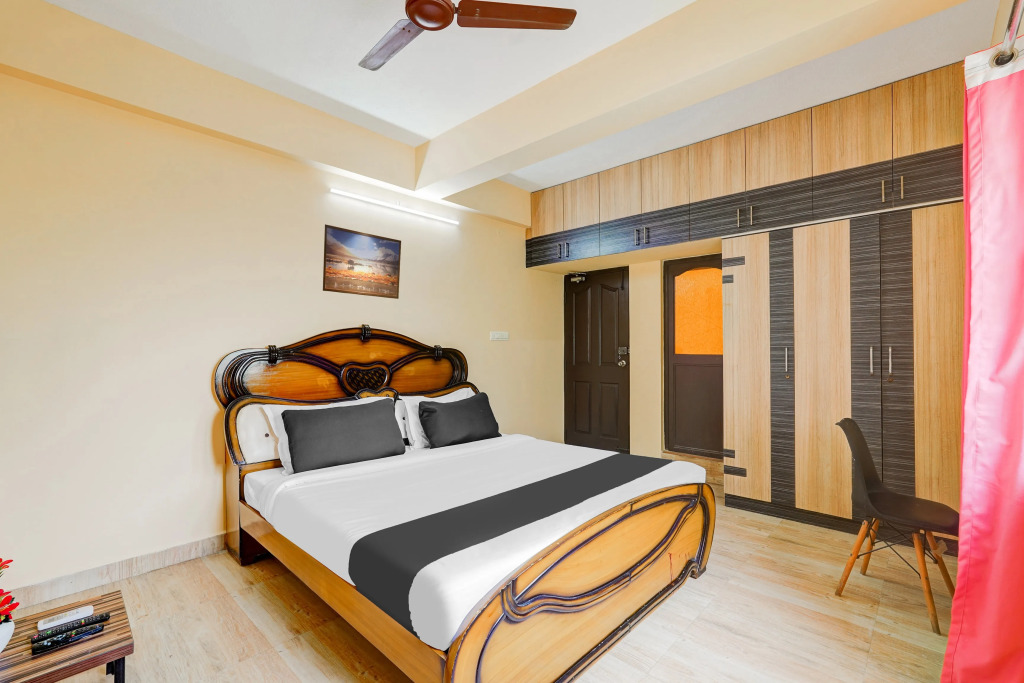 Hotel O Velachery Near Devi Karumariamman Nagar Extension