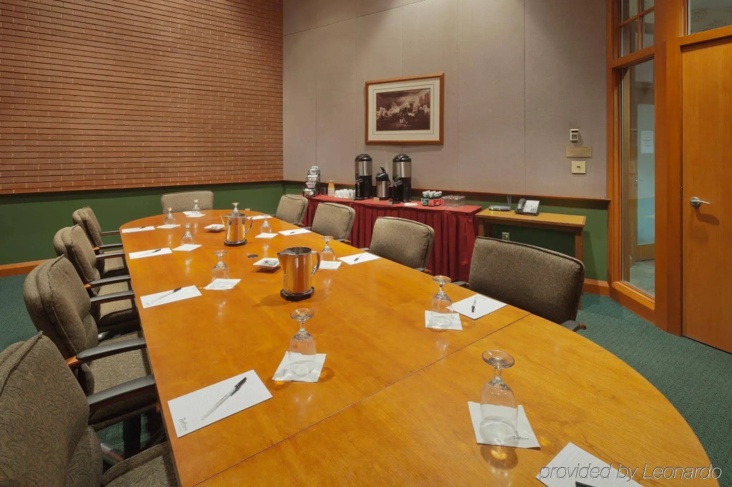 Hotel Indigo Cleveland Downtown by IHG