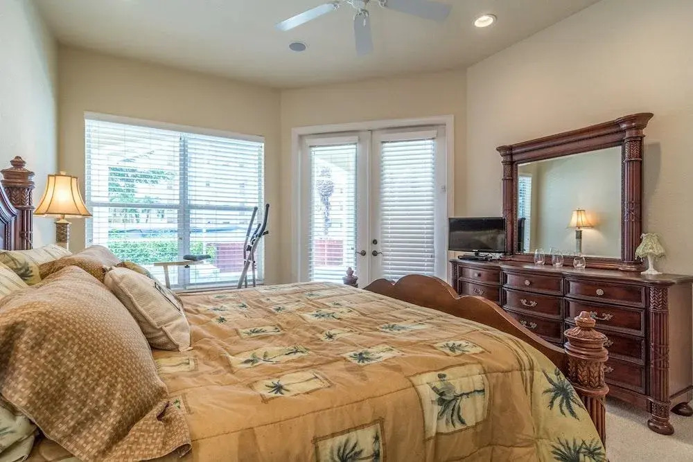 816 Seagrape Home 3 Bedrooms 2 Bathrooms Home