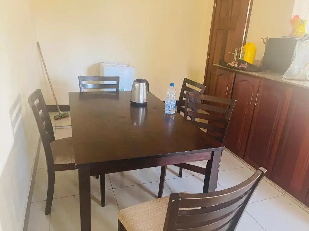 OM Apartment
