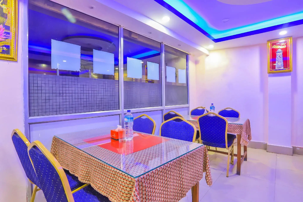 OYO 656 Hotel Shree Guru