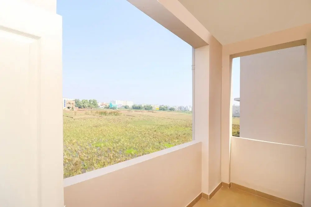 OYO 27826 Home Graceful Stay Near Airport