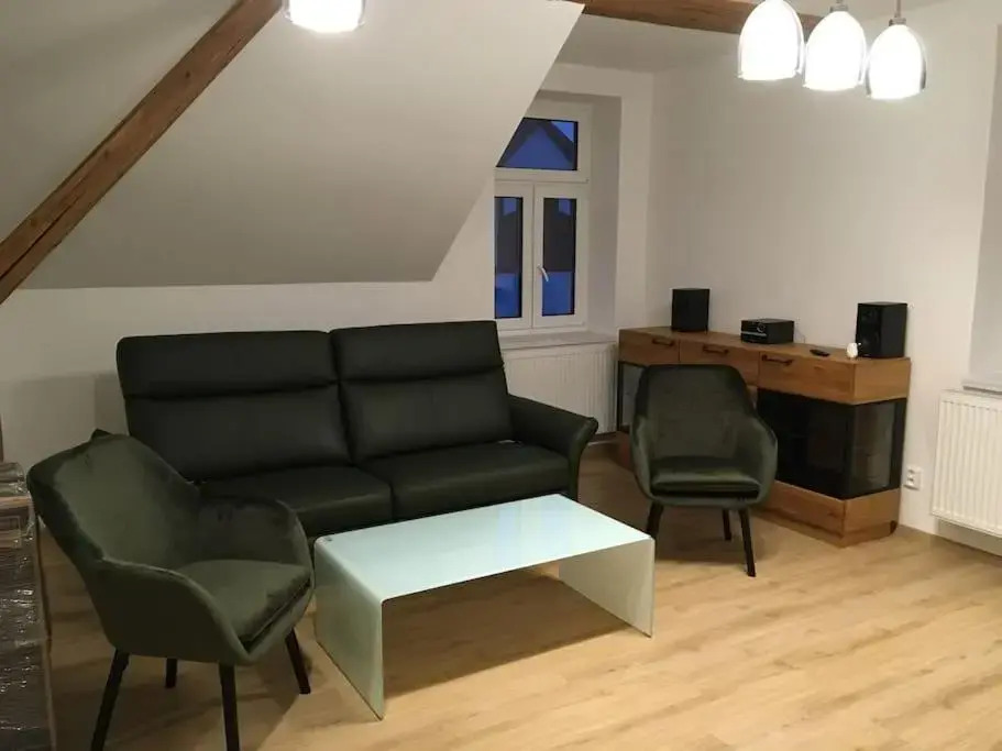 Vila se zahradou a s parkováním v ceně
