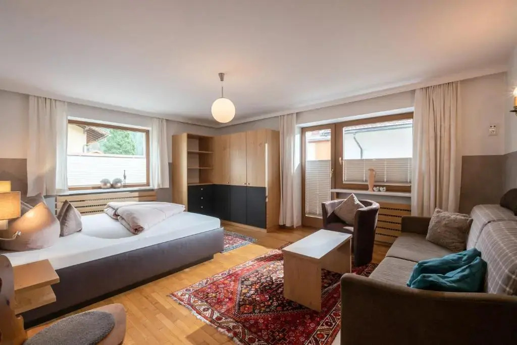 Appartements Rieser - im Herzen von Mayrhofen - sonniger Balkon - 3 Schlafzimmer