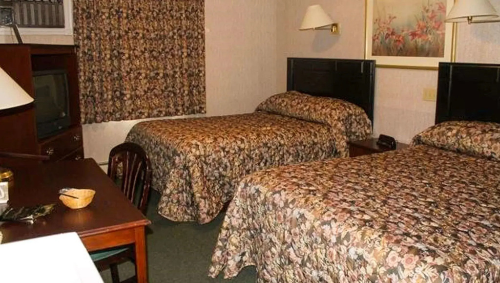 Travellers Inn Prince Edward Island
