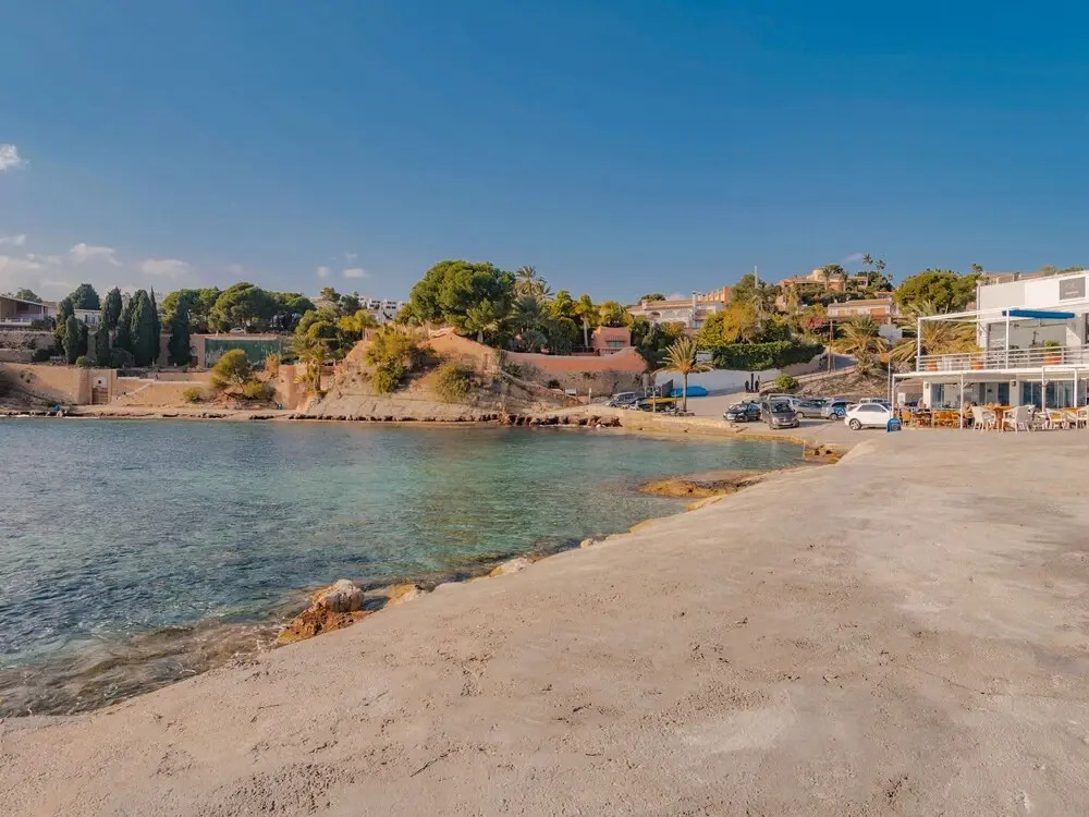 Luxurious 6 person villa with swimming pool in a beautiful area, amazing village, amazing location