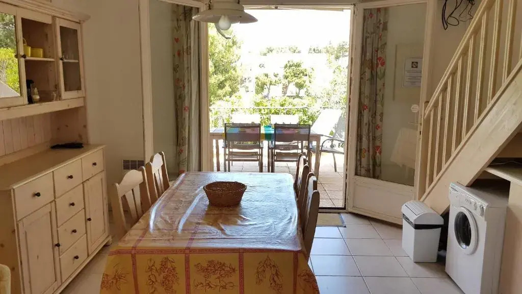HM12 : Villa 3 pièces mezzanine 5 couchages NARBONNE-PLAGE