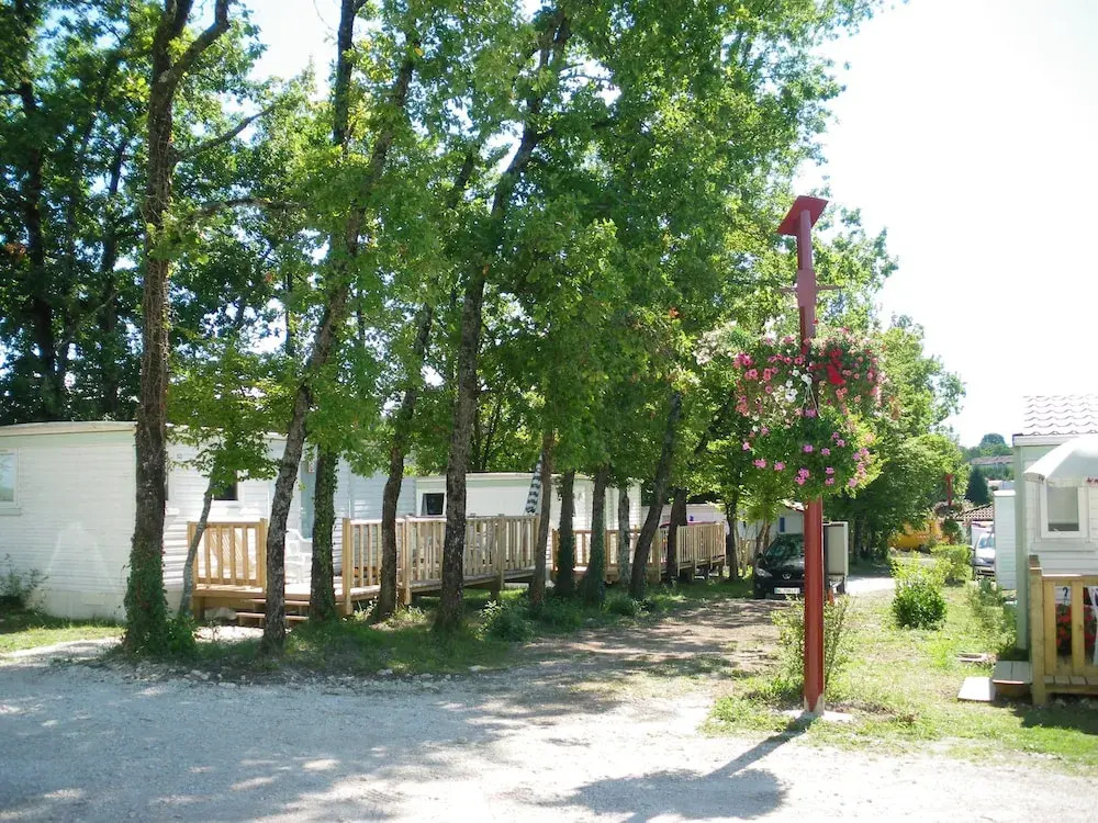 Camping Le Pontis