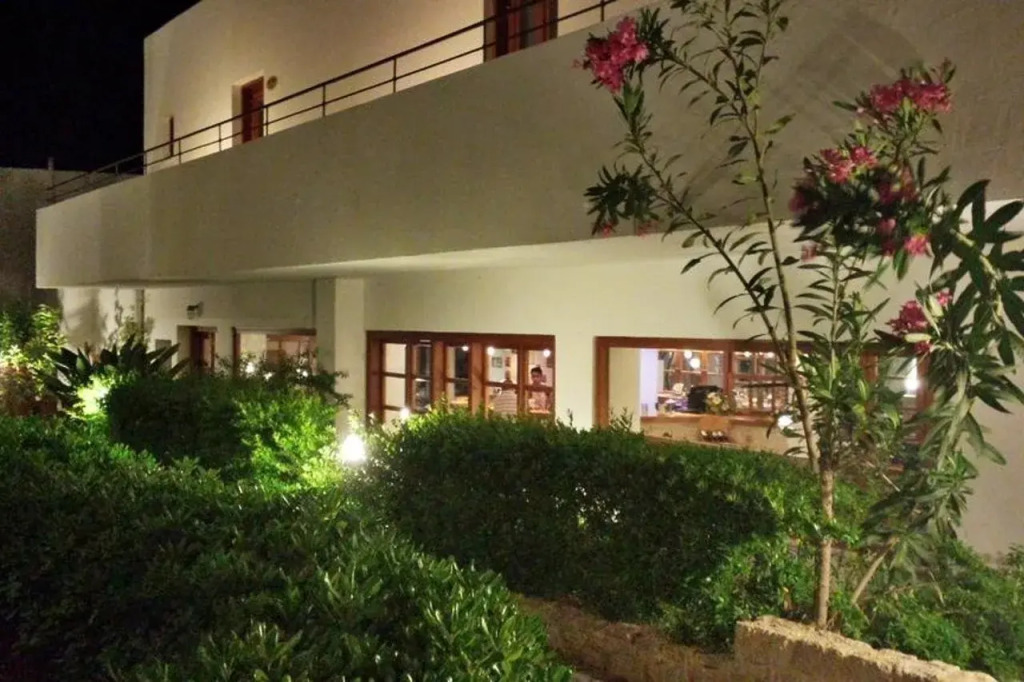 Amazones Village Suites