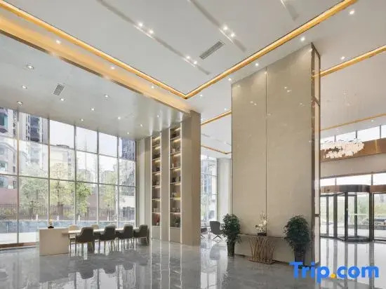 Lifeng Impression Hotel (Peng'an Yipin World Branch)