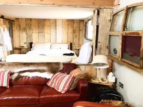 Cheshire Boutique Barns