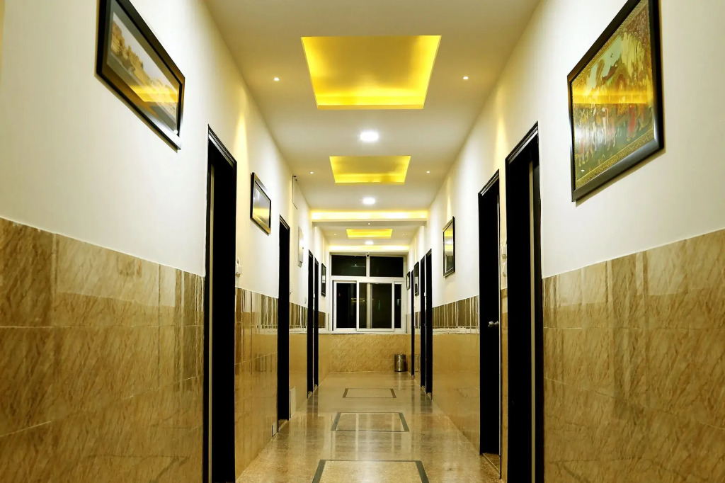 Hotel Royal Dezire Udaipur