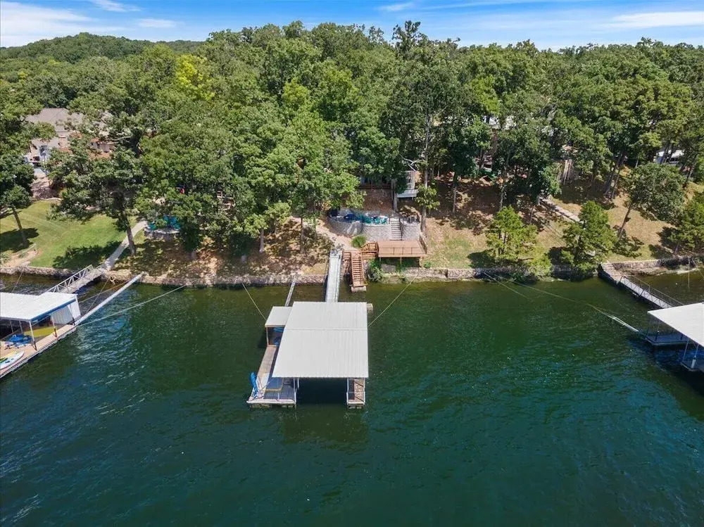 Firepit, Spacious Decks, Breathtaking Views