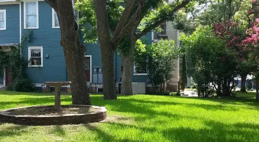 Historic Holle House