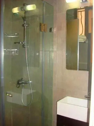 Andries Apartments