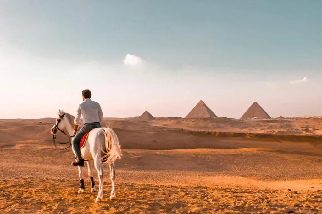 Villa by the Pyramids