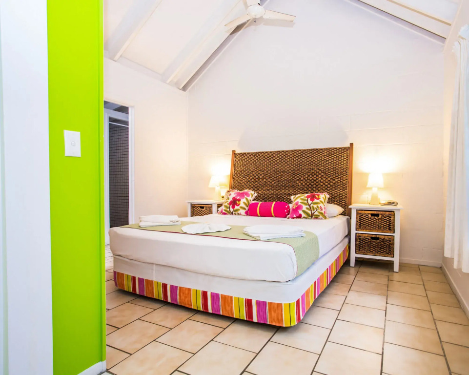 The Black Pearl Beachside Apartments