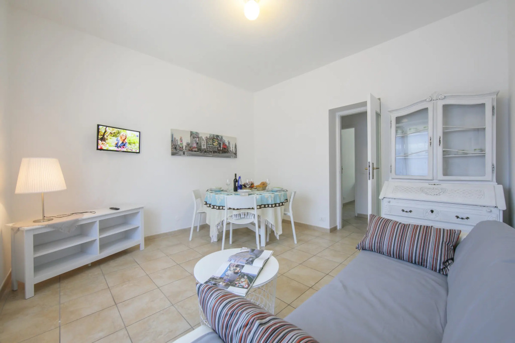 Casa Al Caprifoglio 600 Mt From Beach