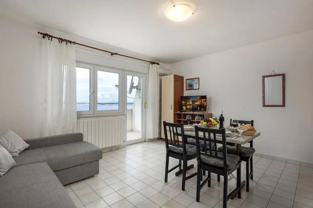 Sea View Apartment Neti