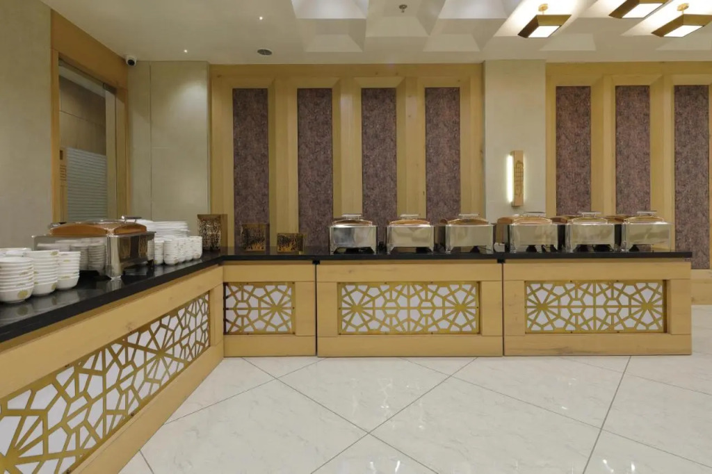 Hotel Elysian Residency