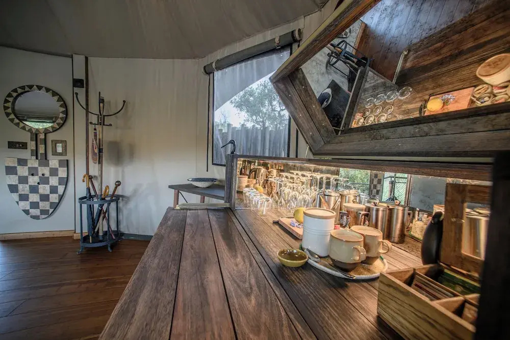 Madwaleni River Lodge - Babanango Game Reserve
