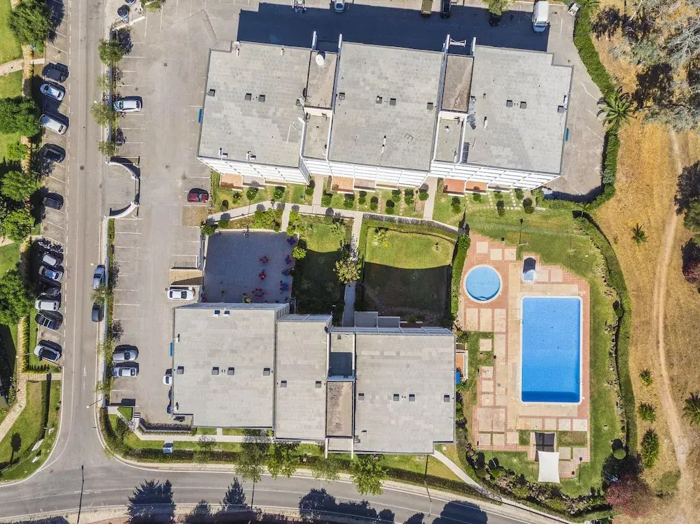 Pé do Lago 1 Bedroom Apartment with Pool