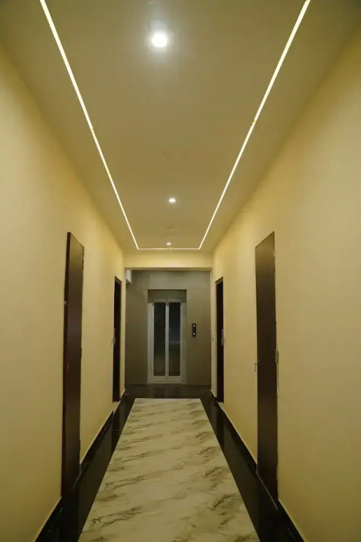 White Maple Hotel