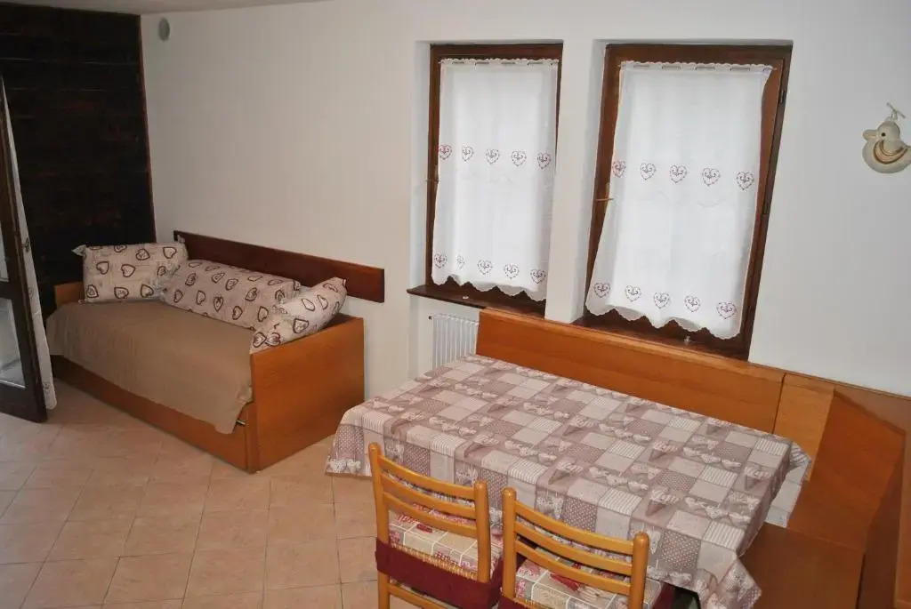 Rendena Ski Apartments
