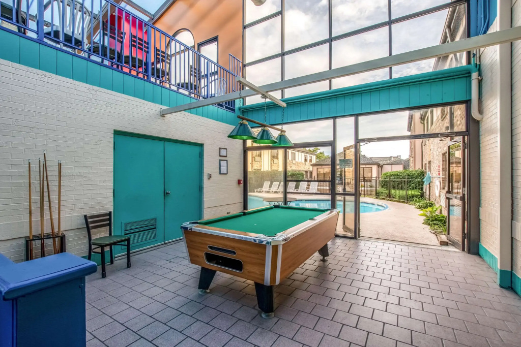 Country Inn & Suites by Radisson, Muskegon, MI