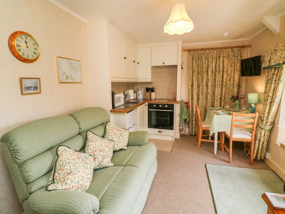 Lower Farm Annexe