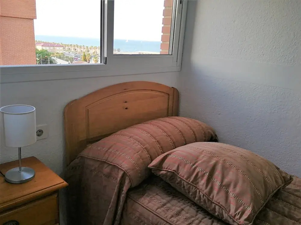 Apartamento con vista al mar en playa Malvarrosa