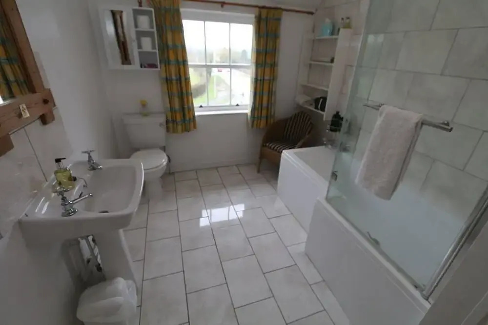 Ternhill Farm House - 5 Star Guest Accommodation with optional award winning breakfast